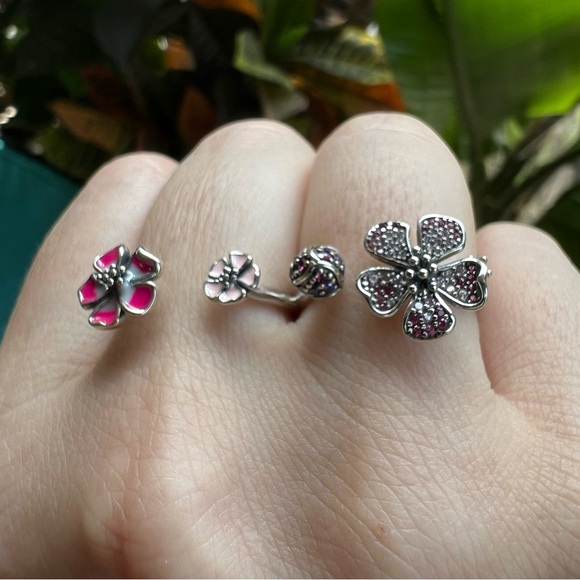 Peach Blossom Flowers Silver Double Ring - Size 8/9.5 - Picture 10 of 14